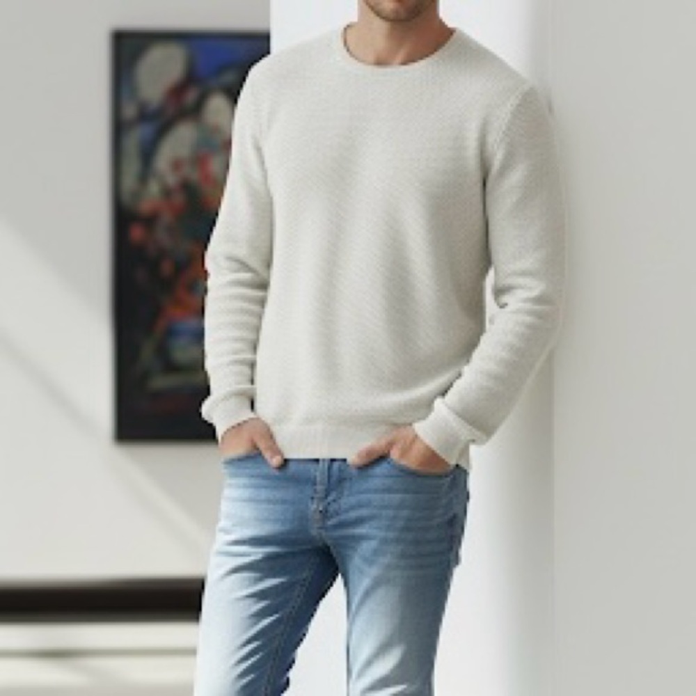 Zara Men's Off-White Crewneck Sweater